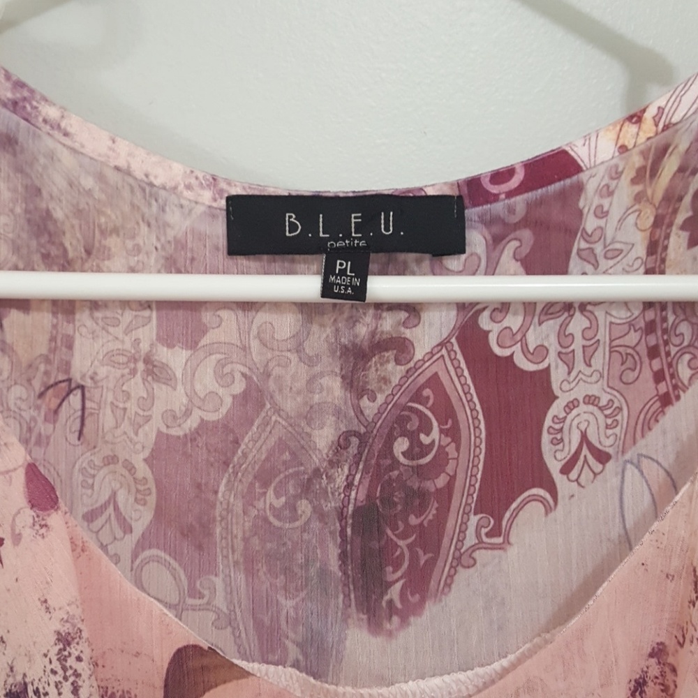 Flowy top. - Picture 4 of 4